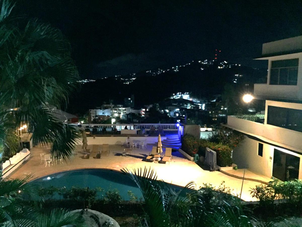Villa Palmitas Acogedor Departamento Nivel Piscina Gigante Jardines Acapulco Bagian luar foto