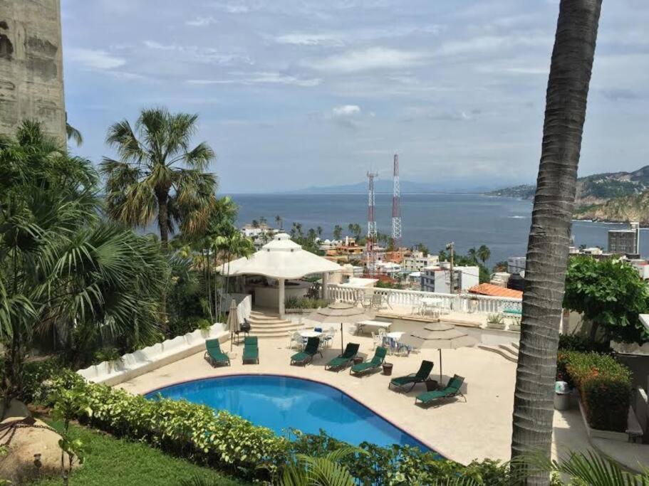 Villa Palmitas Acogedor Departamento Nivel Piscina Gigante Jardines Acapulco Bagian luar foto